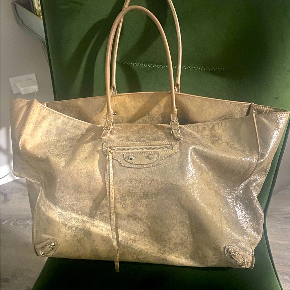 Authentic balenciaga papier tote metallic gold & silver
